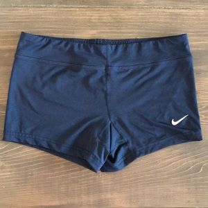 Nike booty short- great condition!
